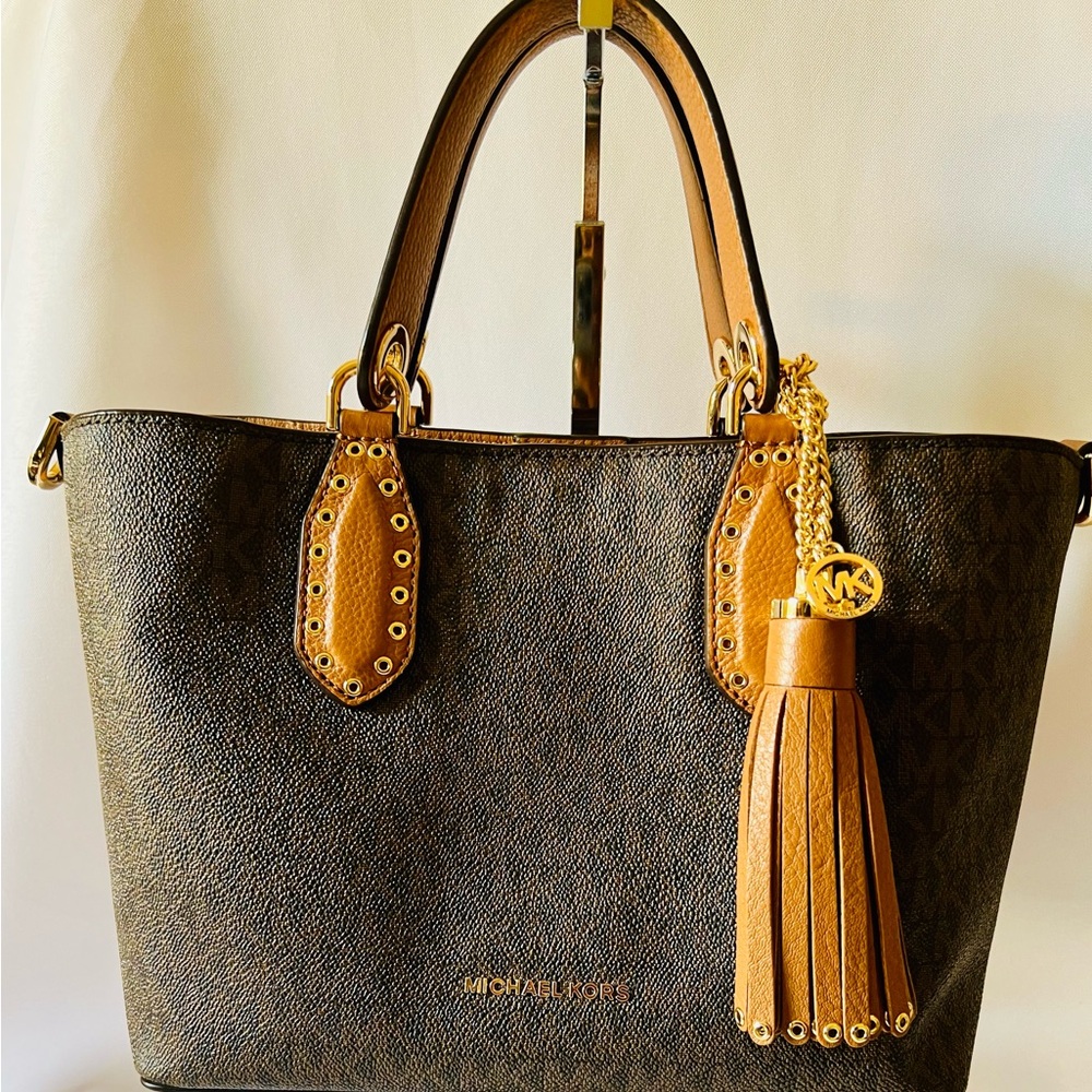 Brooklyn Small Logo Satchel